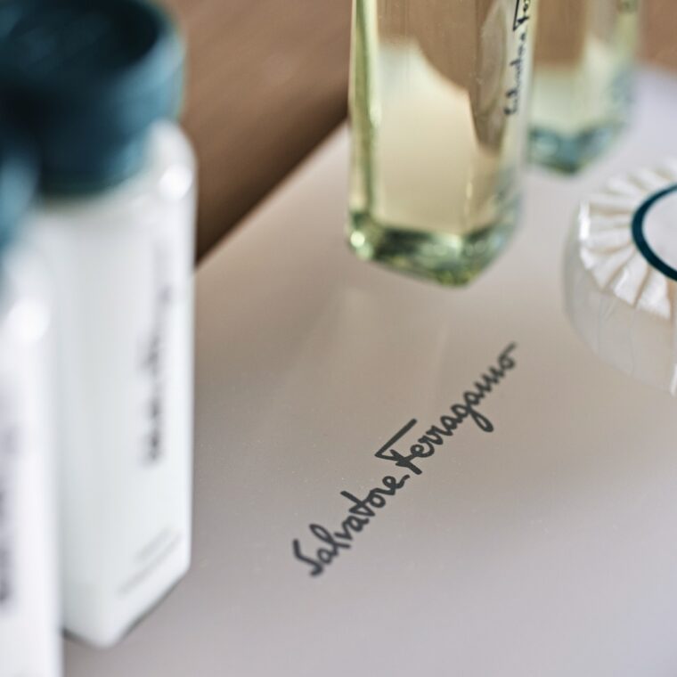 Ο₂ Suites - Glyfada-Athens